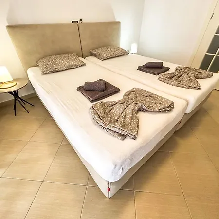 Apartment Two Bedrooms Location Golem (Tirana)